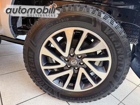 NISSAN Frontier 2.3 16V XE 4X4 CABINE DUPLA BI-TURBO DIESEL AUTOMTICO, Foto 15