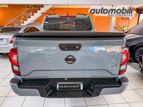 NISSAN Frontier 2.3 16V PRO4X CABINE DUPLA 4X4 BI-TURBO DIESEL AUTOM�TICO, Foto 5