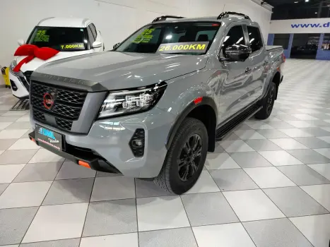 NISSAN Frontier 2.3 16V PRO4X CABINE DUPLA 4X4 BI-TURBO DIESEL AUTOM�TICO, Foto 2