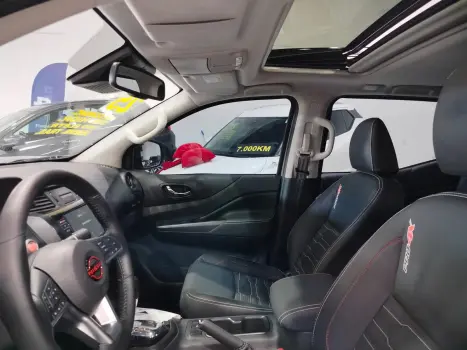 NISSAN Frontier 2.3 16V PRO4X CABINE DUPLA 4X4 BI-TURBO DIESEL AUTOM�TICO, Foto 9