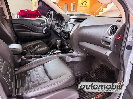 NISSAN Frontier 2.3 16V PRO4X CABINE DUPLA 4X4 BI-TURBO DIESEL AUTOM�TICO, Foto 10