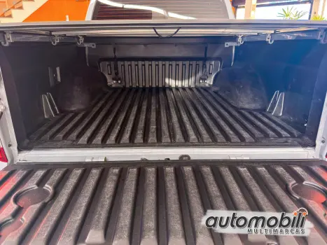 NISSAN Frontier 2.3 16V PRO4X CABINE DUPLA 4X4 BI-TURBO DIESEL AUTOM�TICO, Foto 18