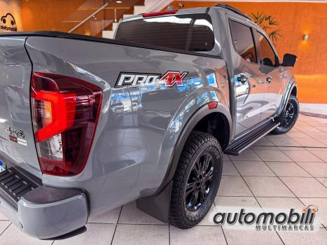 NISSAN Frontier 2.3 16V PRO4X CABINE DUPLA 4X4 BI-TURBO DIESEL AUTOM�TICO, Foto 11