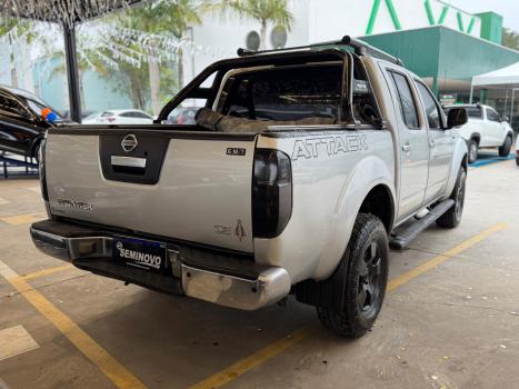 NISSAN Frontier 2.5 SE TURBO DIESEL CABINE DUPLA, Foto 9