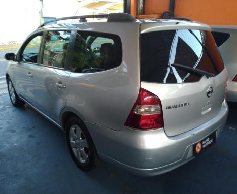 NISSAN Grand Livina 1.8 16V 4P SL FLEX AUTOMÁTICO, Foto 8 NISSAN Grand Livina 1.8 16V 4P SL FLEX AUTOMÁTICO, Foto 8