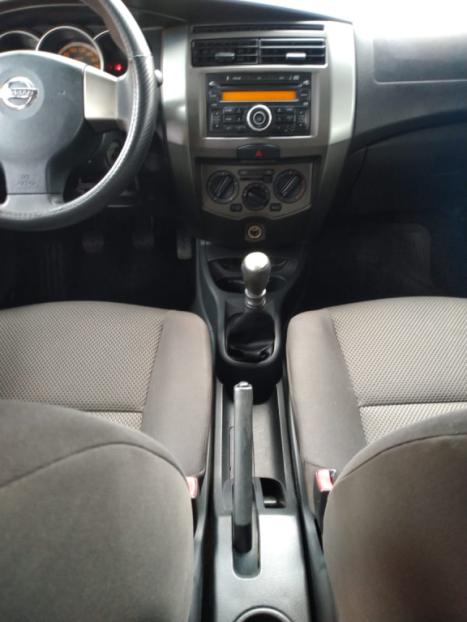 NISSAN Grand Livina 1.8 16V 4P FLEX S, Foto 8