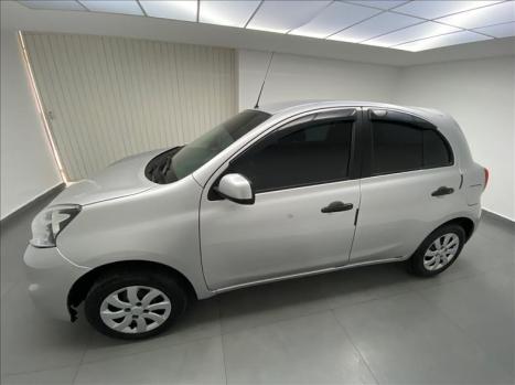 NISSAN March 1.0 12V 4P S FLEX, Foto 4