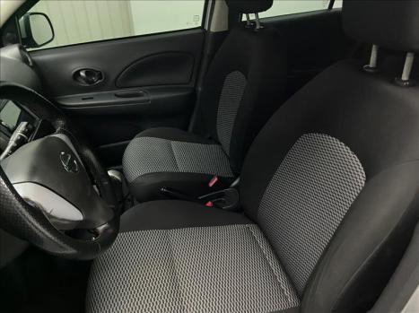 NISSAN March 1.0 12V 4P S FLEX, Foto 14
