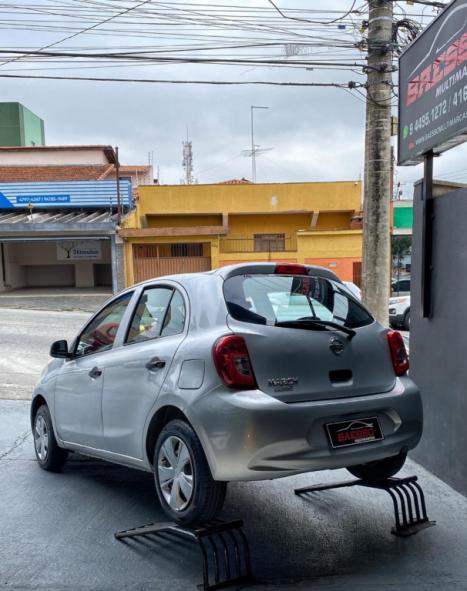 NISSAN March 1.0 12V 4P S FLEX, Foto 4