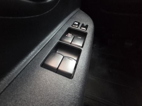 NISSAN March 1.0 12V 4P SV FLEX, Foto 9