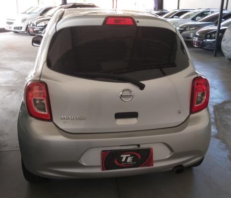 NISSAN March 1.0 12V 4P S FLEX, Foto 3