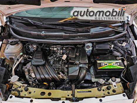 NISSAN March 1.0 12V 4P S FLEX, Foto 14