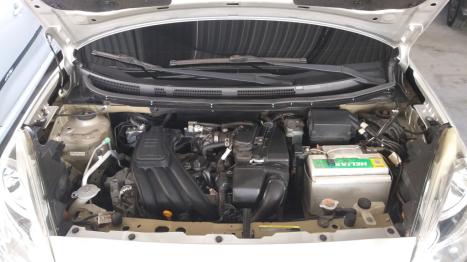 NISSAN March 1.0 12V 4P S FLEX, Foto 13