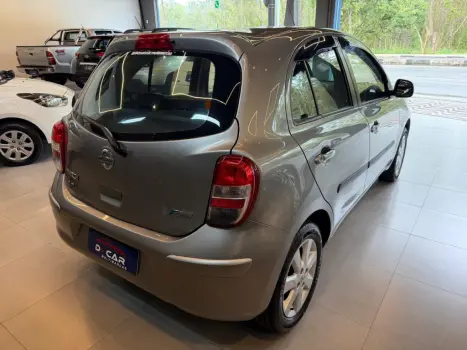 NISSAN March 1.0 12V 4P S FLEX, Foto 8