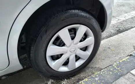 NISSAN March 1.0 16V 4P FLEX, Foto 15