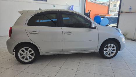 NISSAN March 1.0 16V 4P SV FLEX, Foto 4