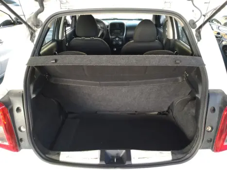 NISSAN March 1.6 16V 4P SV FLEX, Foto 16