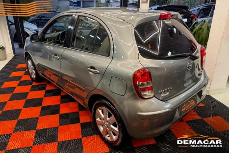 NISSAN March 1.6 16V 4P SV FLEX, Foto 4