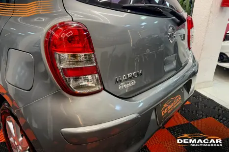 NISSAN March 1.6 16V 4P SV FLEX, Foto 10