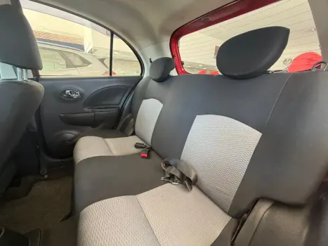 NISSAN March 1.6 16V 4P SV FLEX, Foto 8