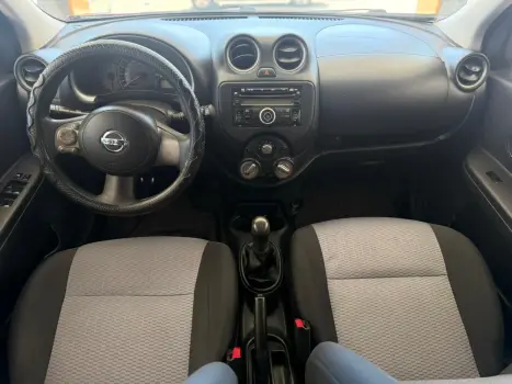 NISSAN March 1.6 16V 4P SV FLEX, Foto 12