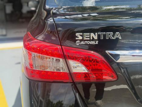 NISSAN Sentra 2.0 16V 4P SL, Foto 15