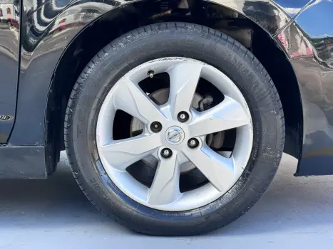 NISSAN Tiida Hatch 1.8 16V 4P SL FLEX, Foto 11