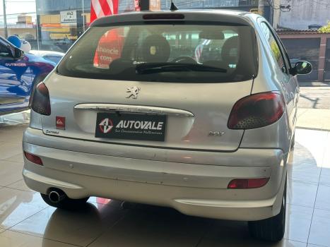 PEUGEOT 207 Hatch 1.6 16V 4P QUIKSILVER FLEX, Foto 6