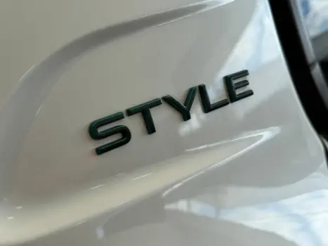 PEUGEOT 208 1.0 4P FLEX FIREFLY STYLE, Foto 10