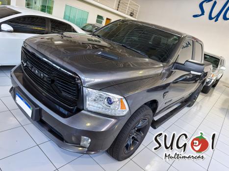 RAM Classic 5.7 V8 32V 4P HEMI LARAMIE NIGHT EDITION AUTOM�TICO, Foto 3