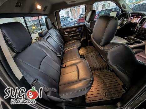 RAM Classic 5.7 V8 32V 4P HEMI LARAMIE NIGHT EDITION AUTOM�TICO, Foto 7