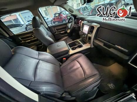 RAM Classic 5.7 V8 32V 4P HEMI LARAMIE NIGHT EDITION AUTOM�TICO, Foto 8