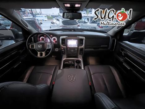 RAM Classic 5.7 V8 32V 4P HEMI LARAMIE NIGHT EDITION AUTOM�TICO, Foto 9