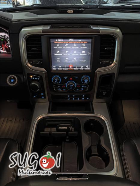 RAM Classic 5.7 V8 32V 4P HEMI LARAMIE NIGHT EDITION AUTOM�TICO, Foto 12