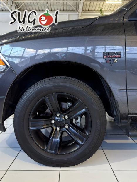 RAM Classic 5.7 V8 32V 4P HEMI LARAMIE NIGHT EDITION AUTOM�TICO, Foto 15