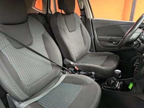 RENAULT Captur 1.6 16V 4P FLEX SCE LIFE X-TRONIC CVT, Foto 15