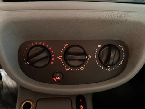 RENAULT Clio Sedan 1.6 16V 4P EXPRESSION, Foto 6