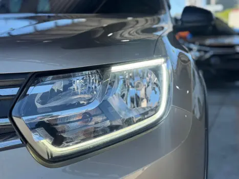 RENAULT Duster 1.6 16V 4P FLEX SCE INTENSE X-TRONIC AUTOMTICO, Foto 6