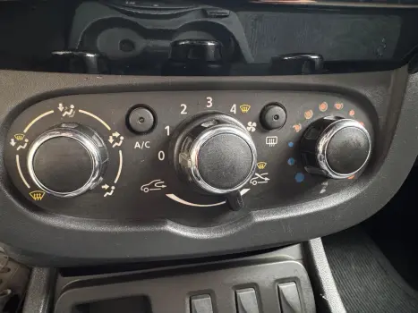 RENAULT Duster 2.0 16V 4P FLEX DYNAMIQUE AUTOMTICO, Foto 16