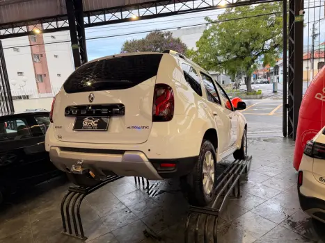 RENAULT Duster 2.0 16V 4P FLEX DYNAMIQUE AUTOM�TICO, Foto 4