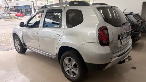 RENAULT Duster 2.0 16V 4P FLEX DYNAMIQUE AUTOMÁTICO, Foto 14