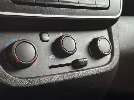 RENAULT Kwid 1.0 12V 4P SCE FLEX ZEN, Foto 10