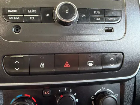 RENAULT Kwid 1.0 12V 4P SCE FLEX ZEN, Foto 8