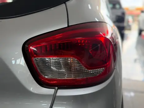 RENAULT Kwid 1.0 12V 4P SCE FLEX INTENSE, Foto 7