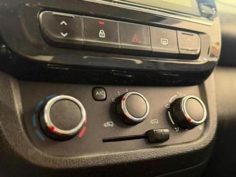 RENAULT Kwid 1.0 12V 4P SCE FLEX OUTSIDER, Foto 12