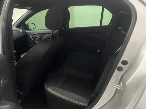 RENAULT Logan 1.0 12V 4P FLEX SCE ZEN, Foto 16