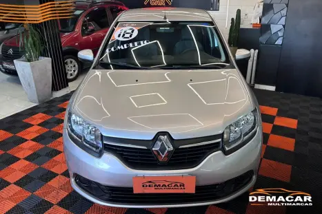 RENAULT Logan 1.6 16V 4P FLEX EXPRESSION, Foto 6