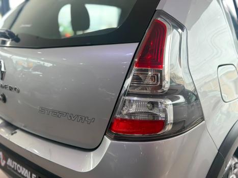 RENAULT Sandero 1.6 16V 4P FLEX SCE STEPWAY DINAMIQUE, Foto 8