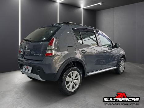 RENAULT Sandero 1.6 16V 4P FLEX STEPWAY AUTOM�TICO, Foto 4
