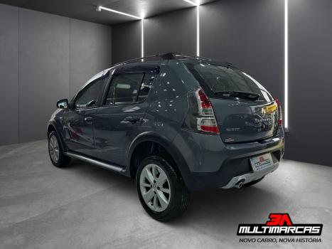 RENAULT Sandero 1.6 16V 4P FLEX STEPWAY AUTOM�TICO, Foto 6